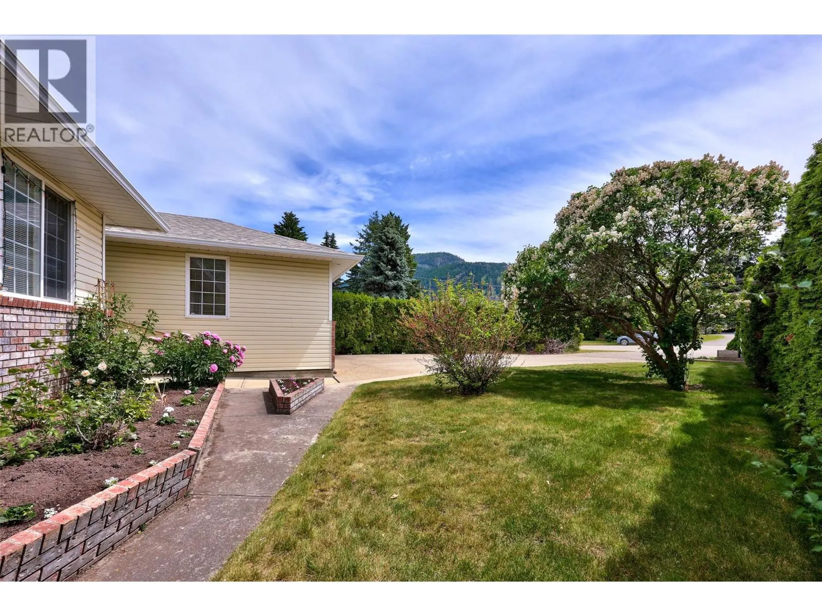 634 Hysop Place