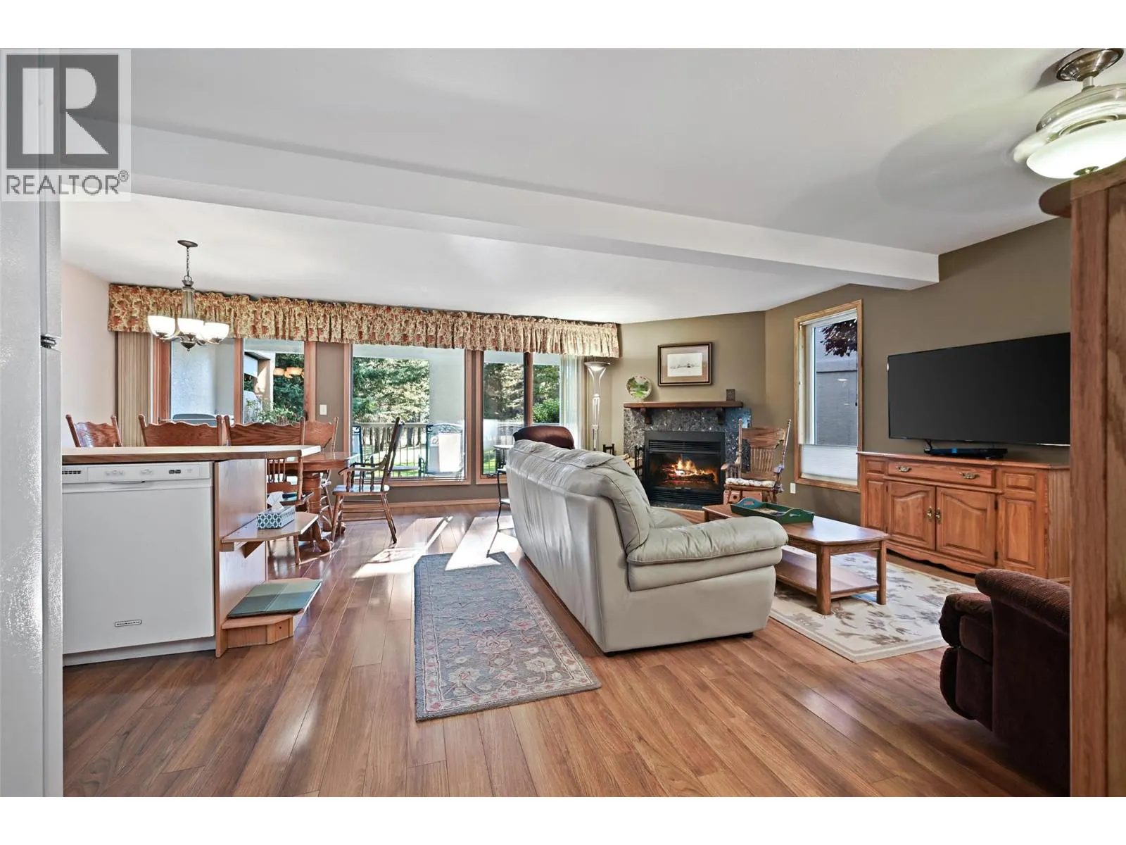 7595 Pioneer Avenue Unit# 8