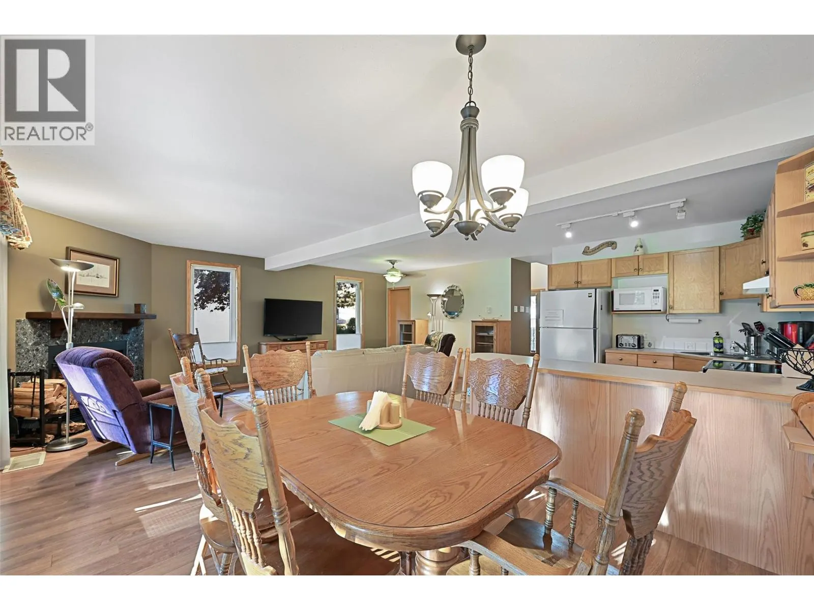 7595 Pioneer Avenue Unit# 8