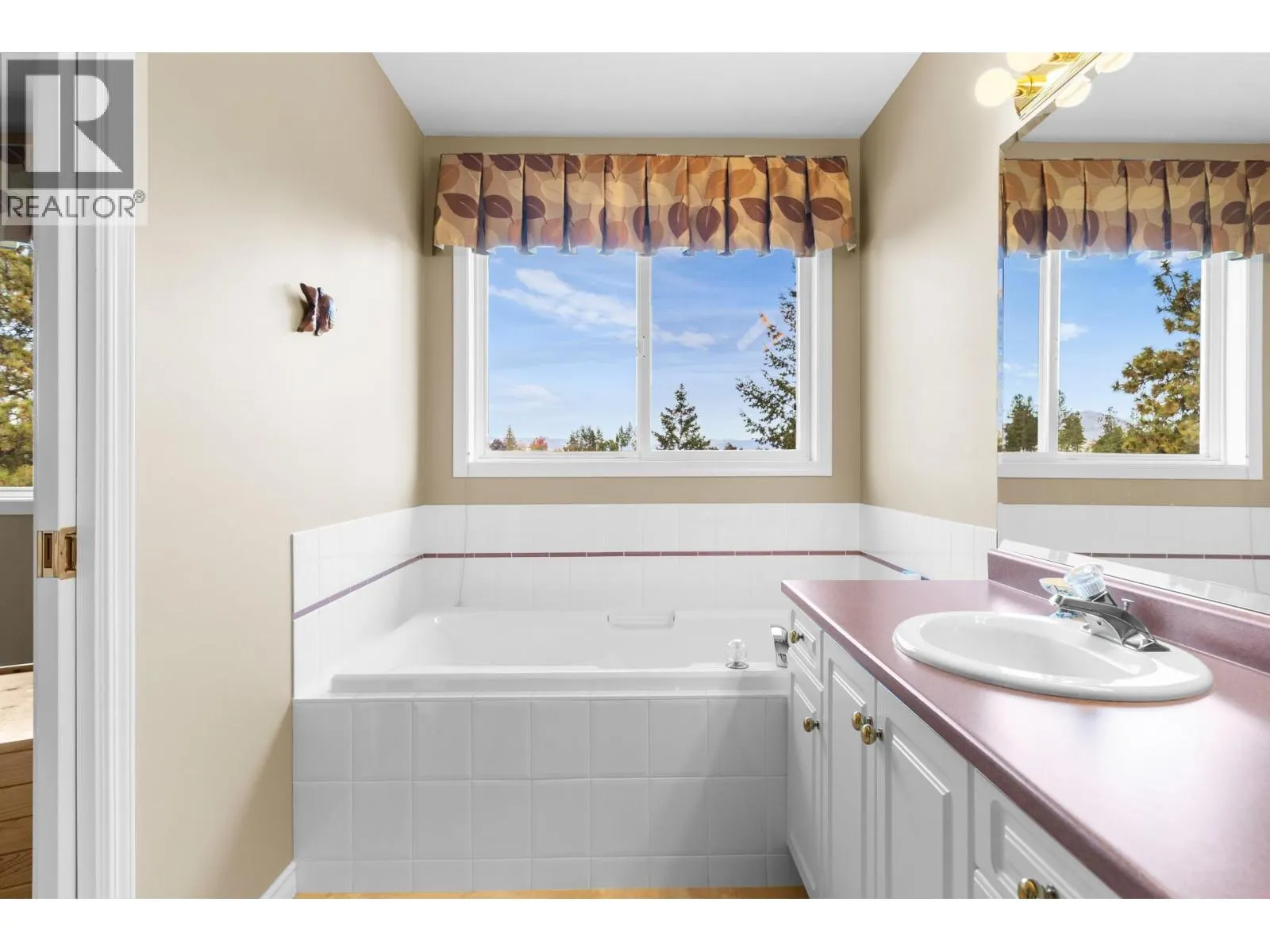 3849 Glen Canyon Drive
