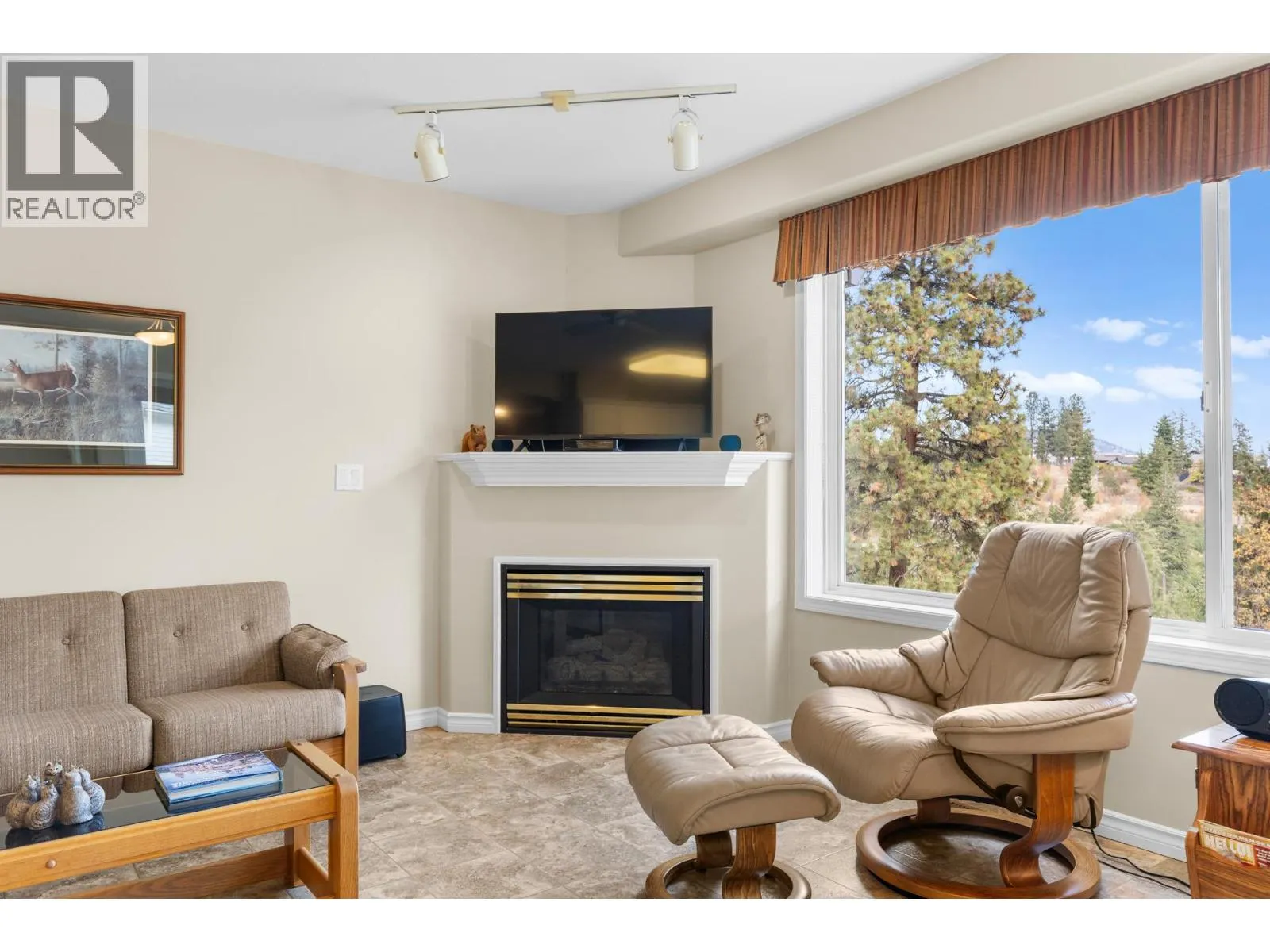 3849 Glen Canyon Drive