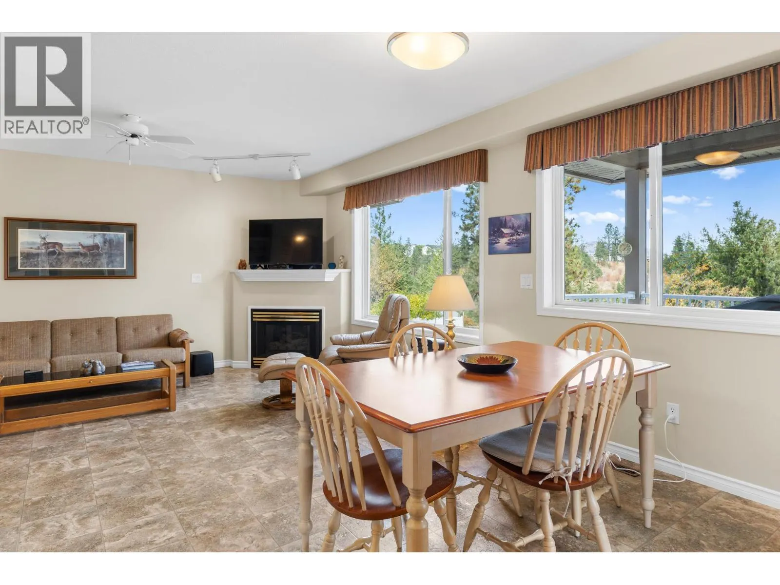 3849 Glen Canyon Drive