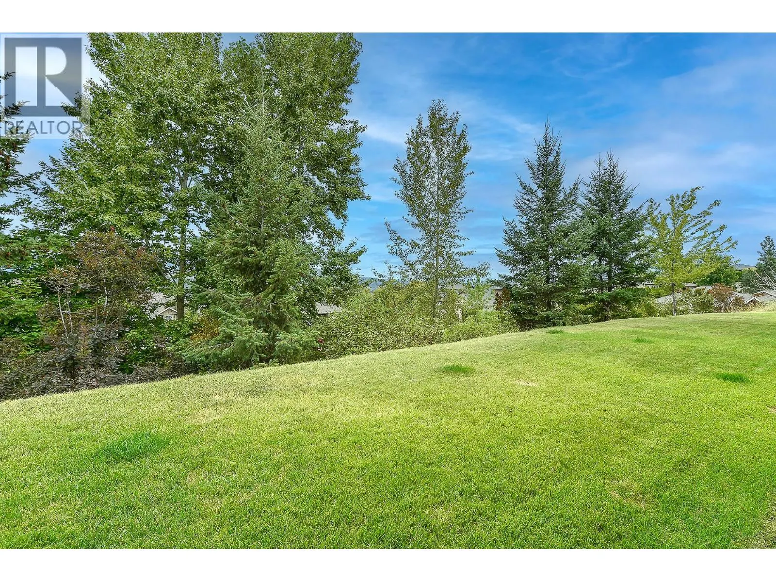 2450 Selkirk Drive Unit# 8