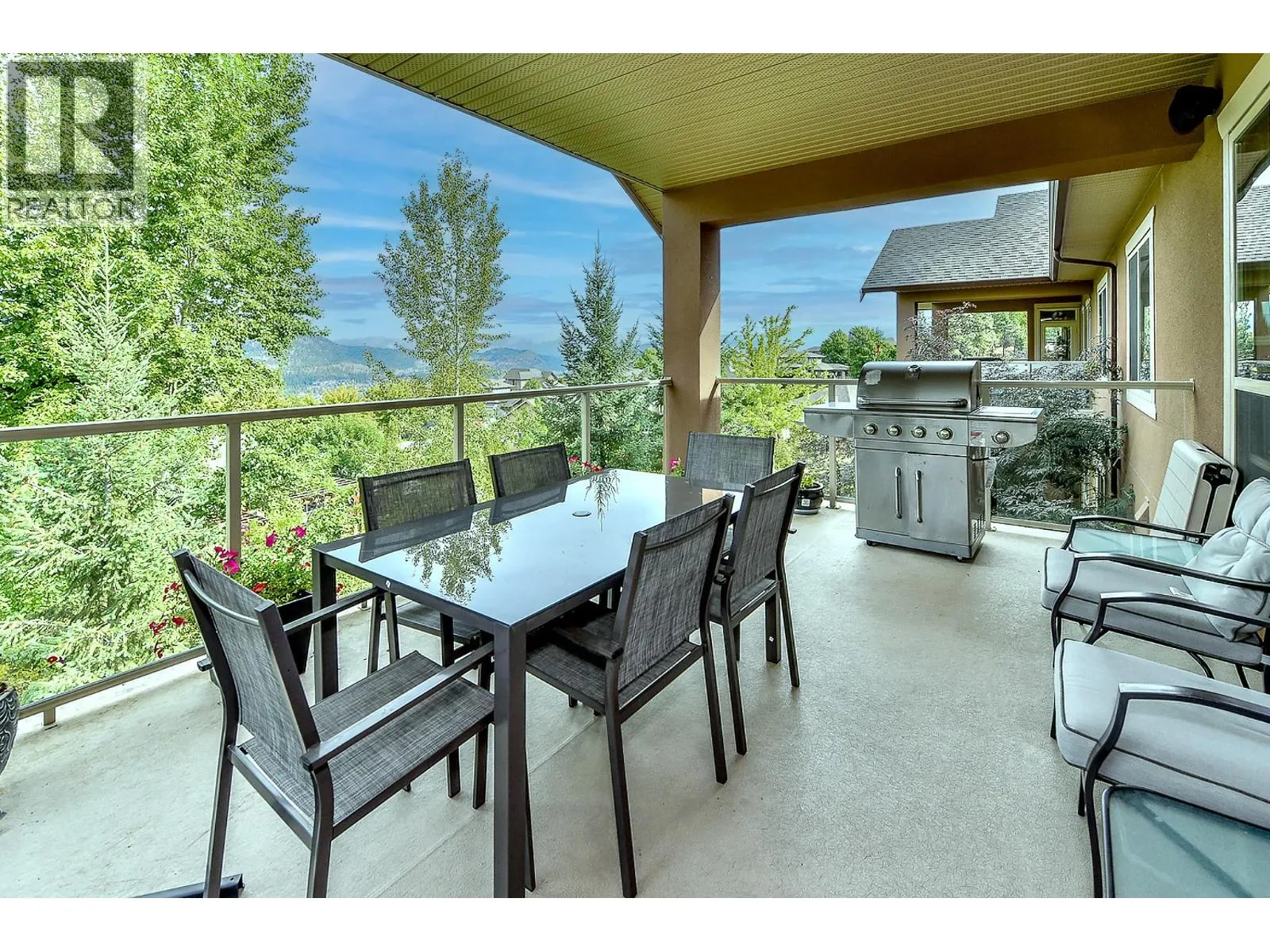 2450 Selkirk Drive Unit# 8