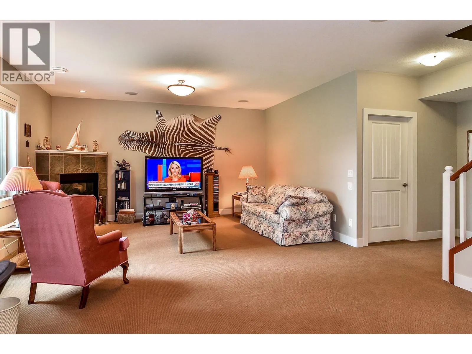 2450 Selkirk Drive Unit# 8