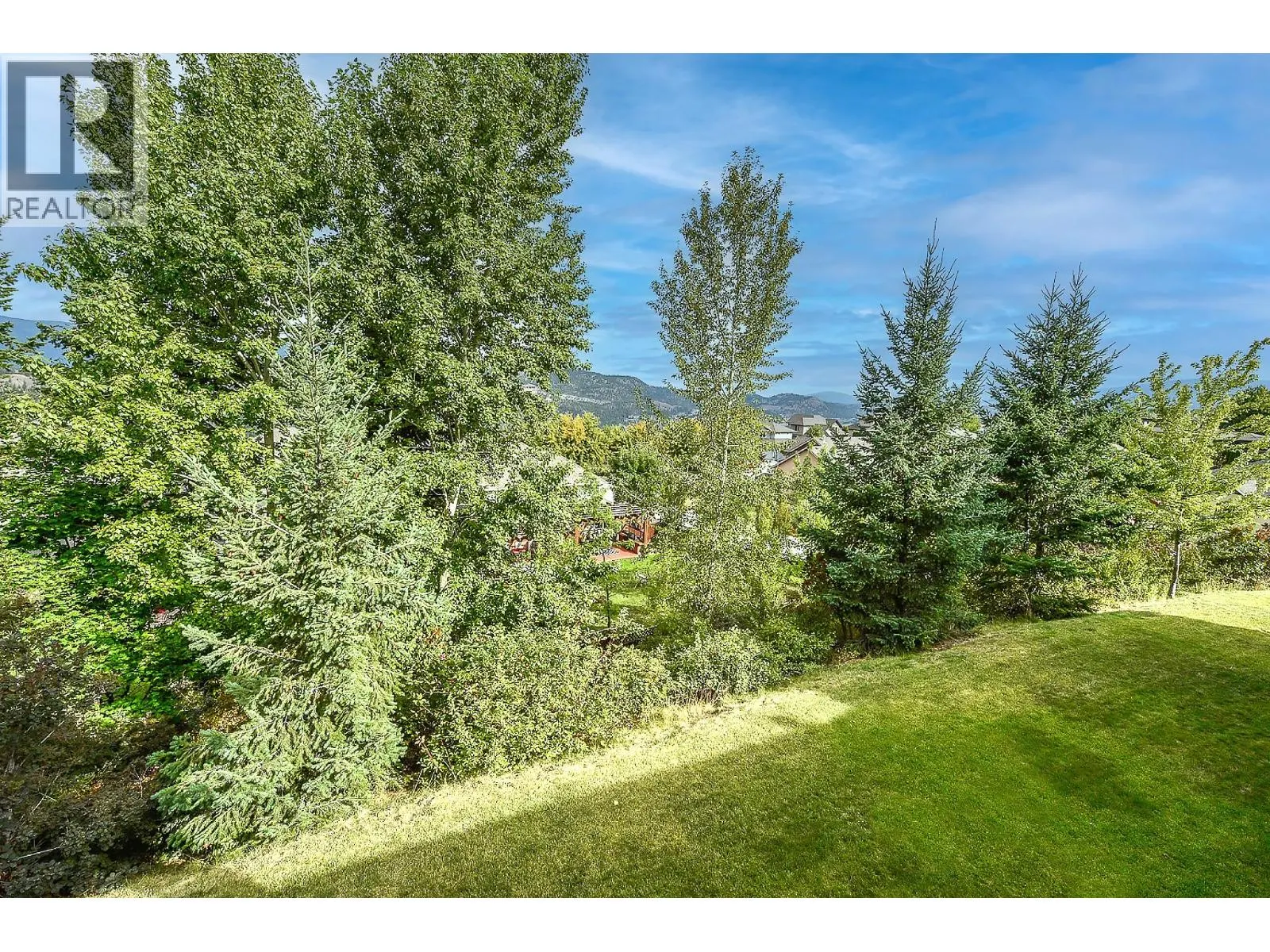 2450 Selkirk Drive Unit# 8