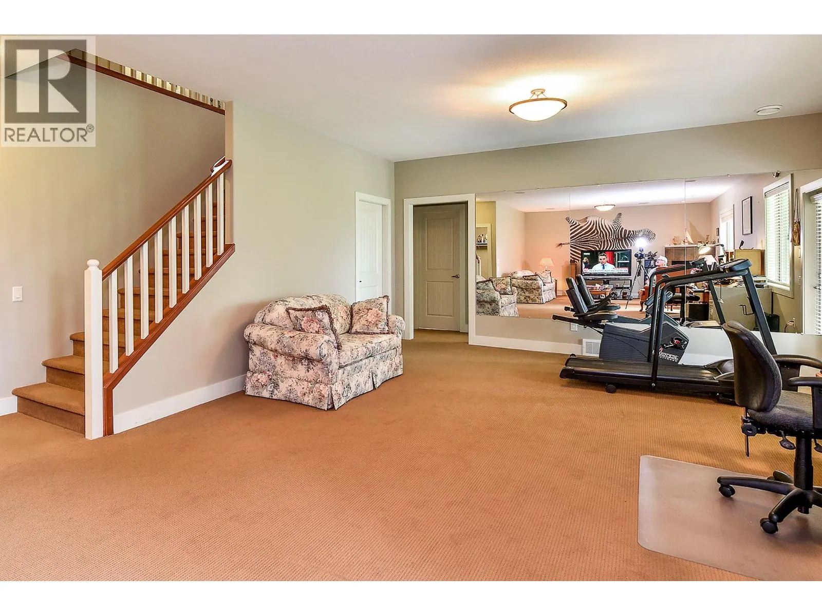 2450 Selkirk Drive Unit# 8