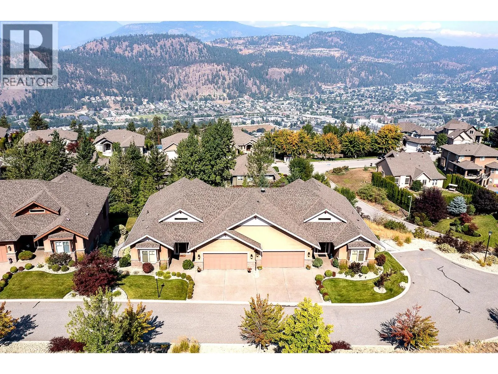 2450 Selkirk Drive Unit# 8
