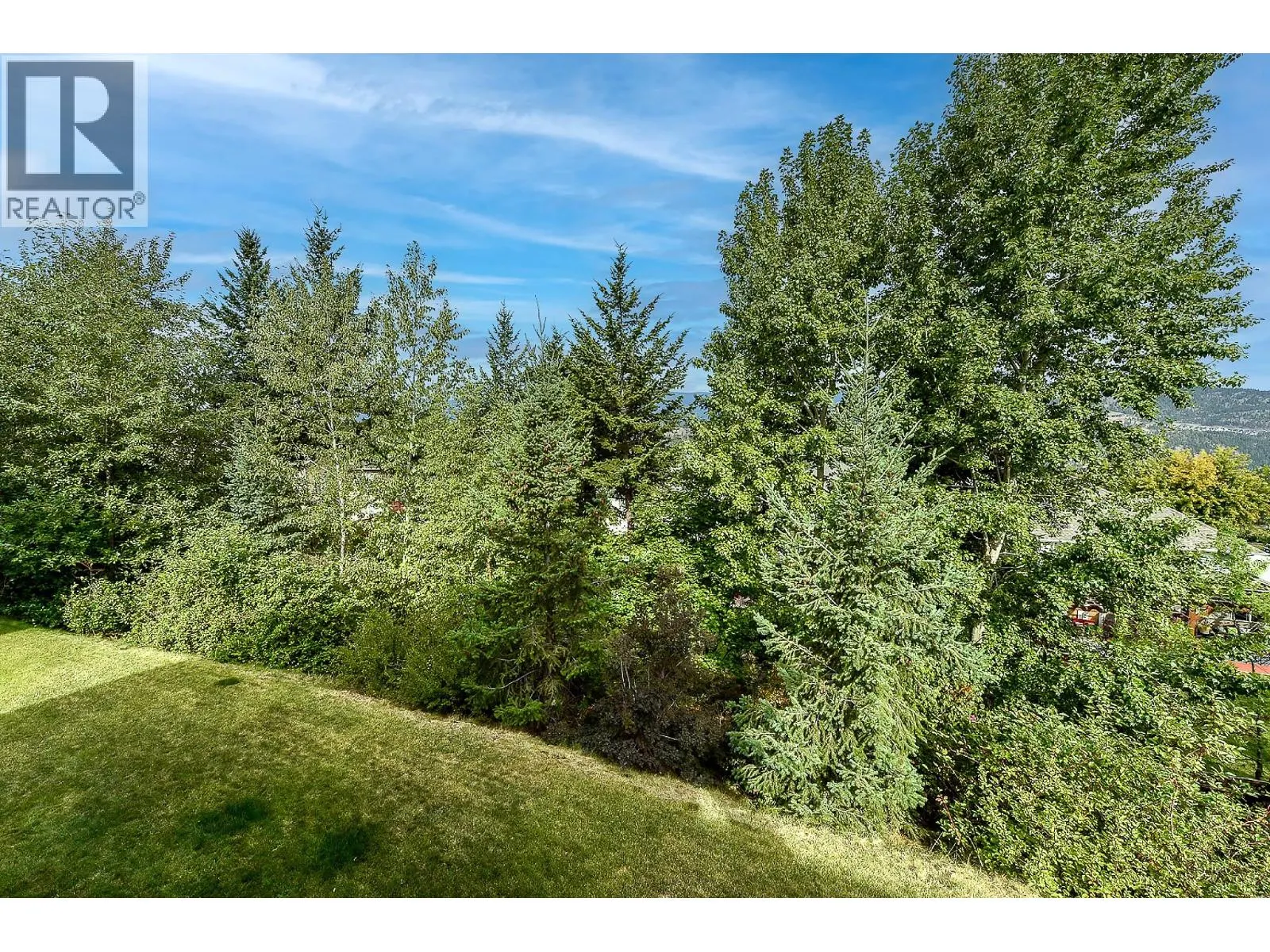 2450 Selkirk Drive Unit# 8