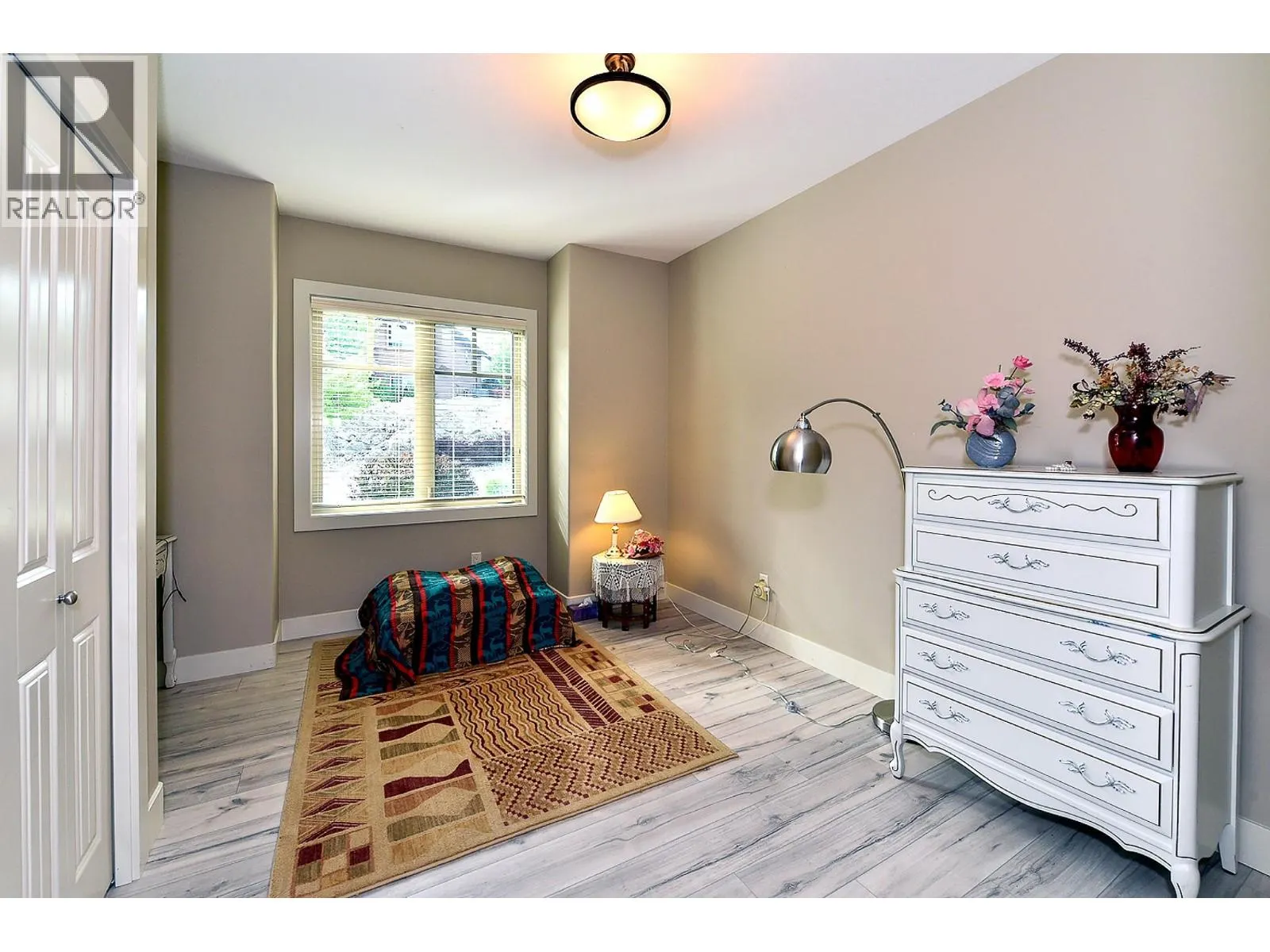 2450 Selkirk Drive Unit# 8