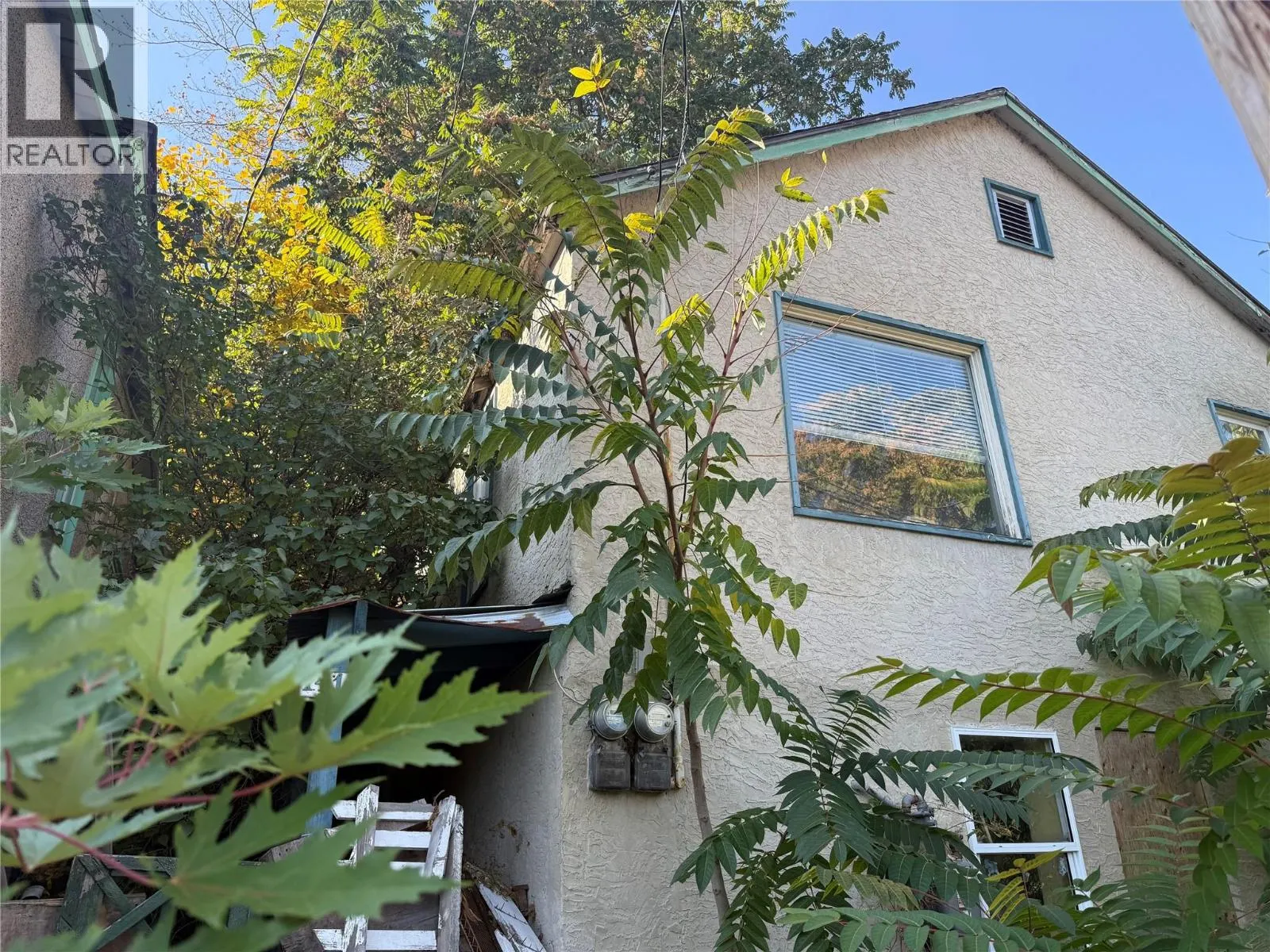 1414 Ash Street