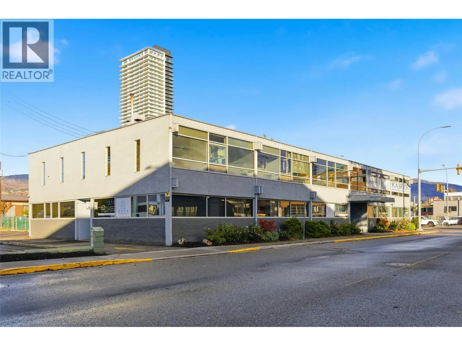 1710 Ellis Street Unit# 18/19