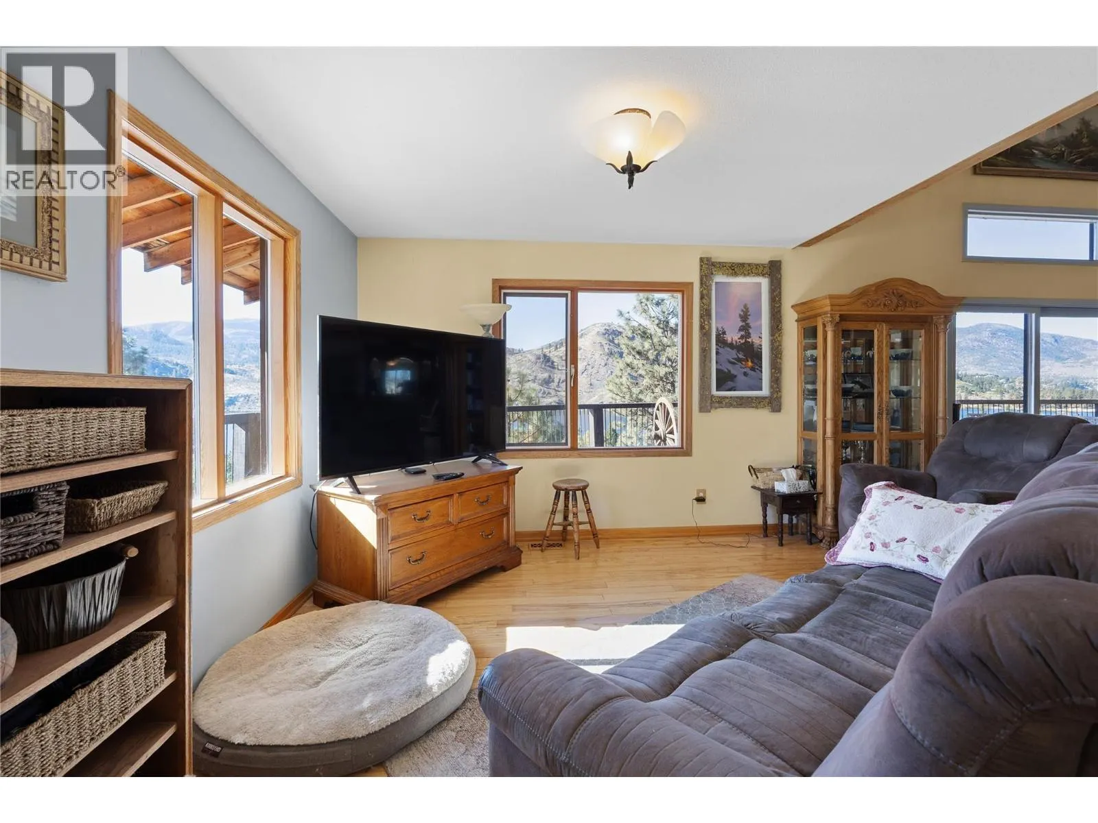 518 Sunny Bay Road