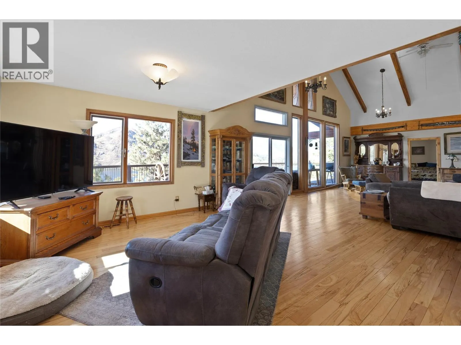 518 Sunny Bay Road