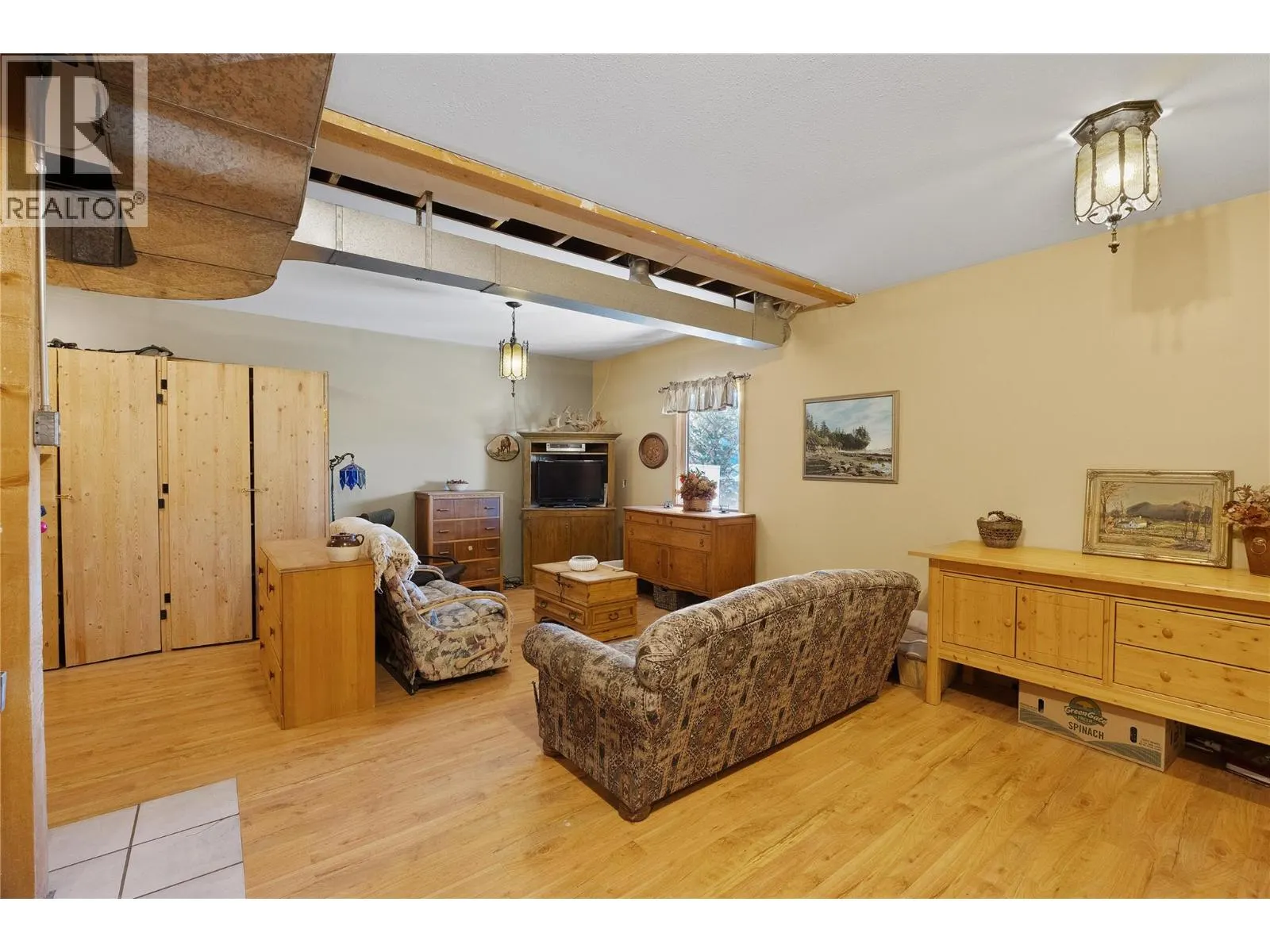 518 Sunny Bay Road
