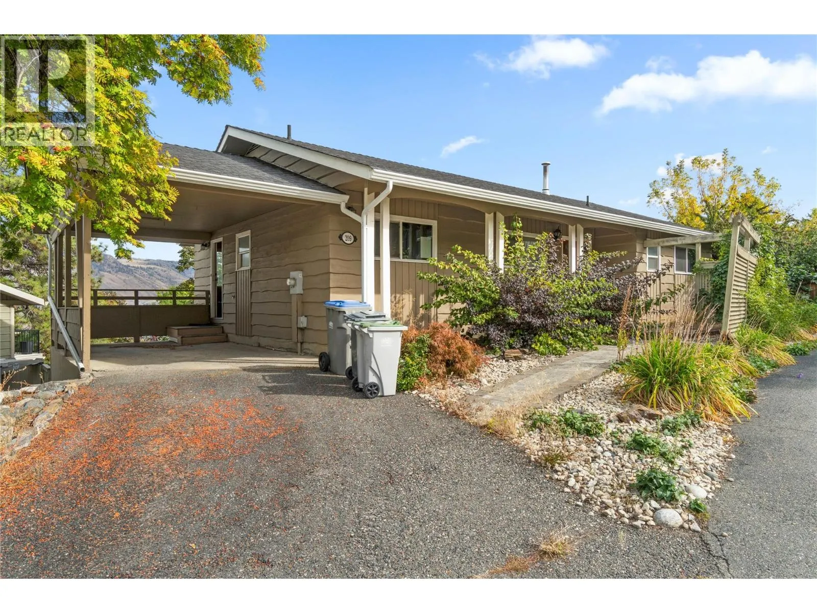 209 Bestwick E Court