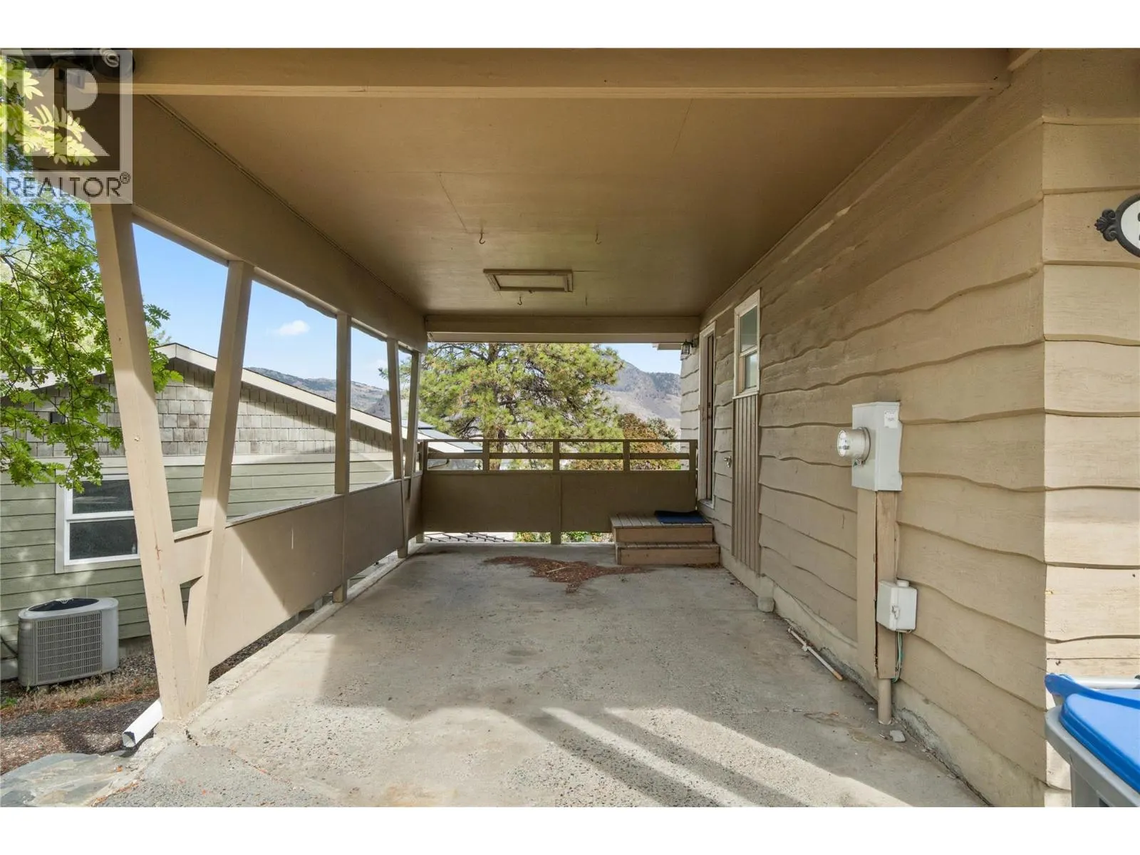 209 Bestwick E Court