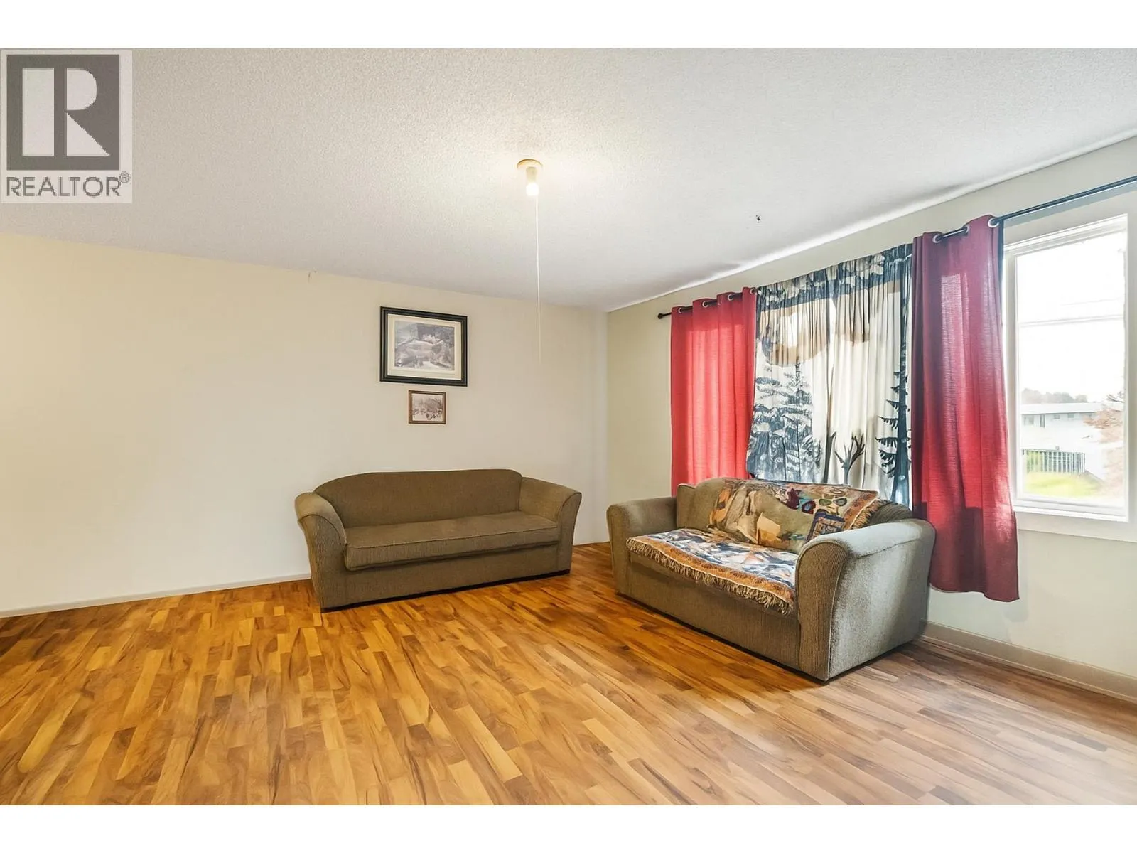 3512 Old Okanagan Highway