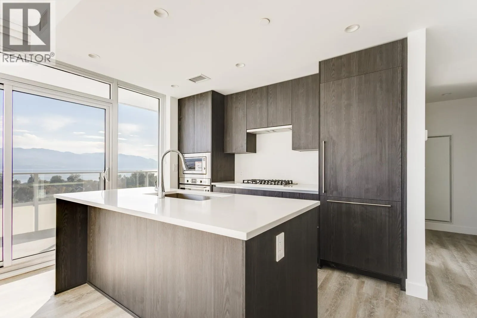 238 Leon Avenue Unit# 1104