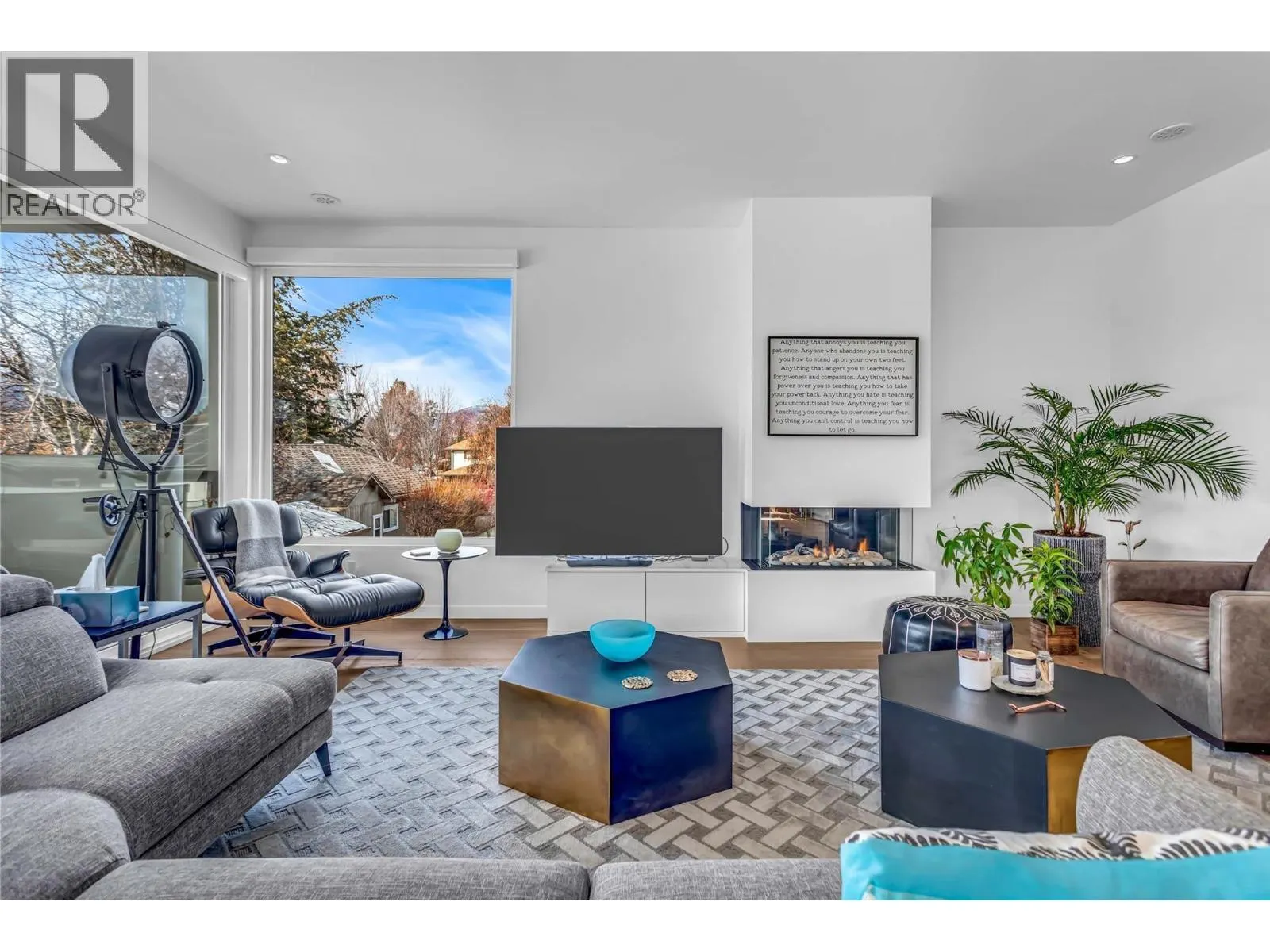 2630 Bath Street Unit# 201