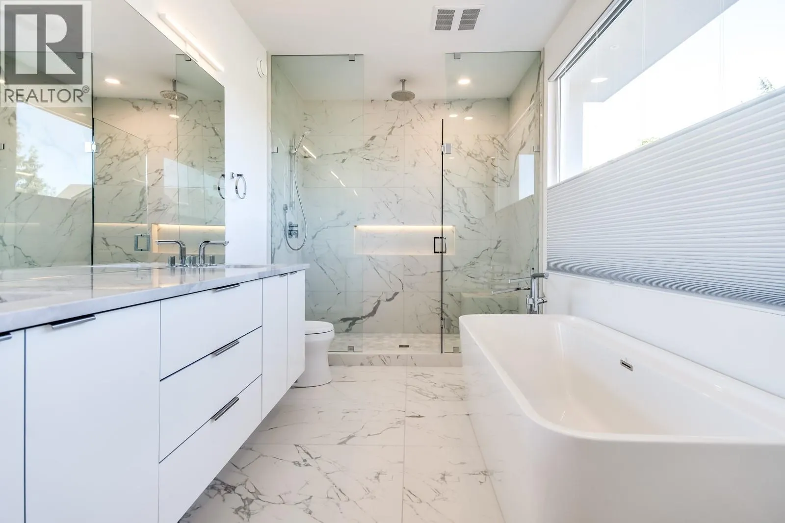 2630 Bath Street Unit# 201