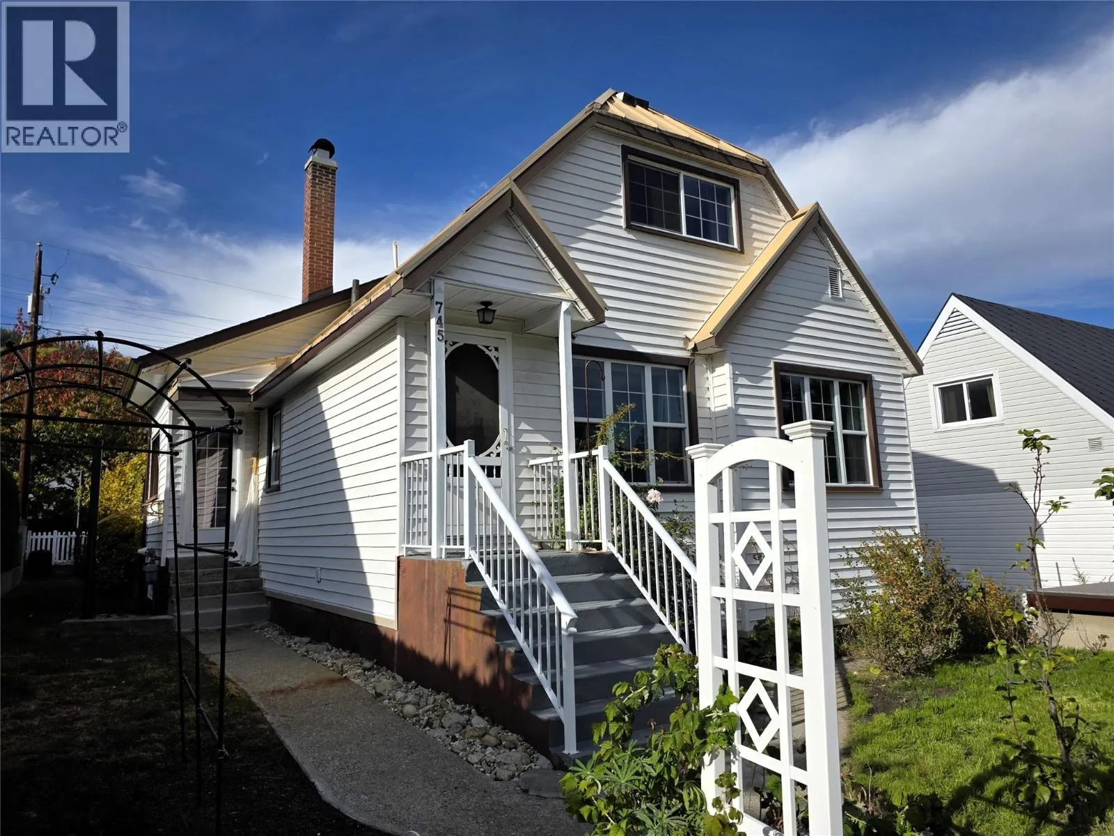 745 Kipling Street
