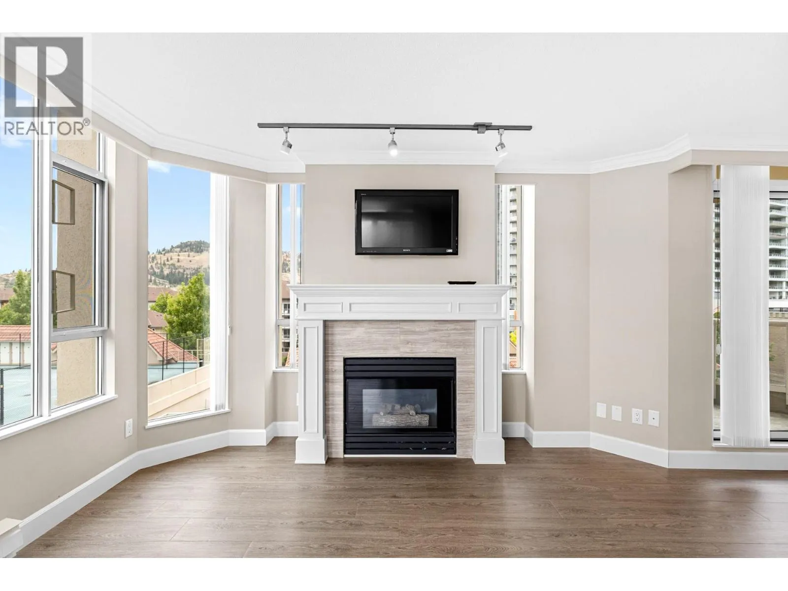 1152 Sunset Drive Unit# 501