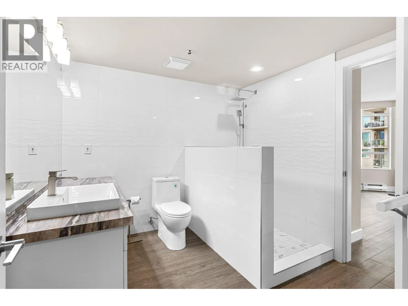 1152 Sunset Drive Unit# 501