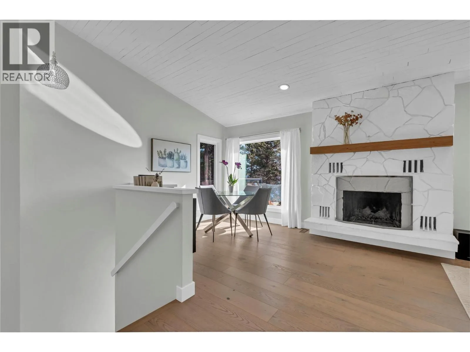 3904 Dryden Road