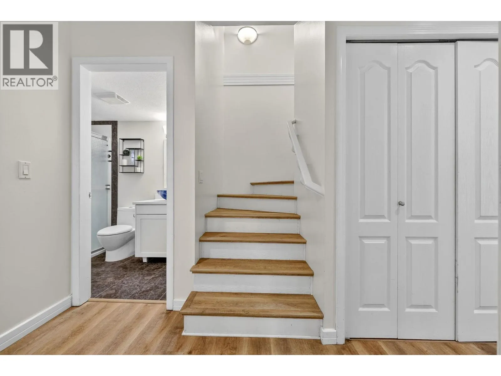 1965 Durnin Road Unit# 308