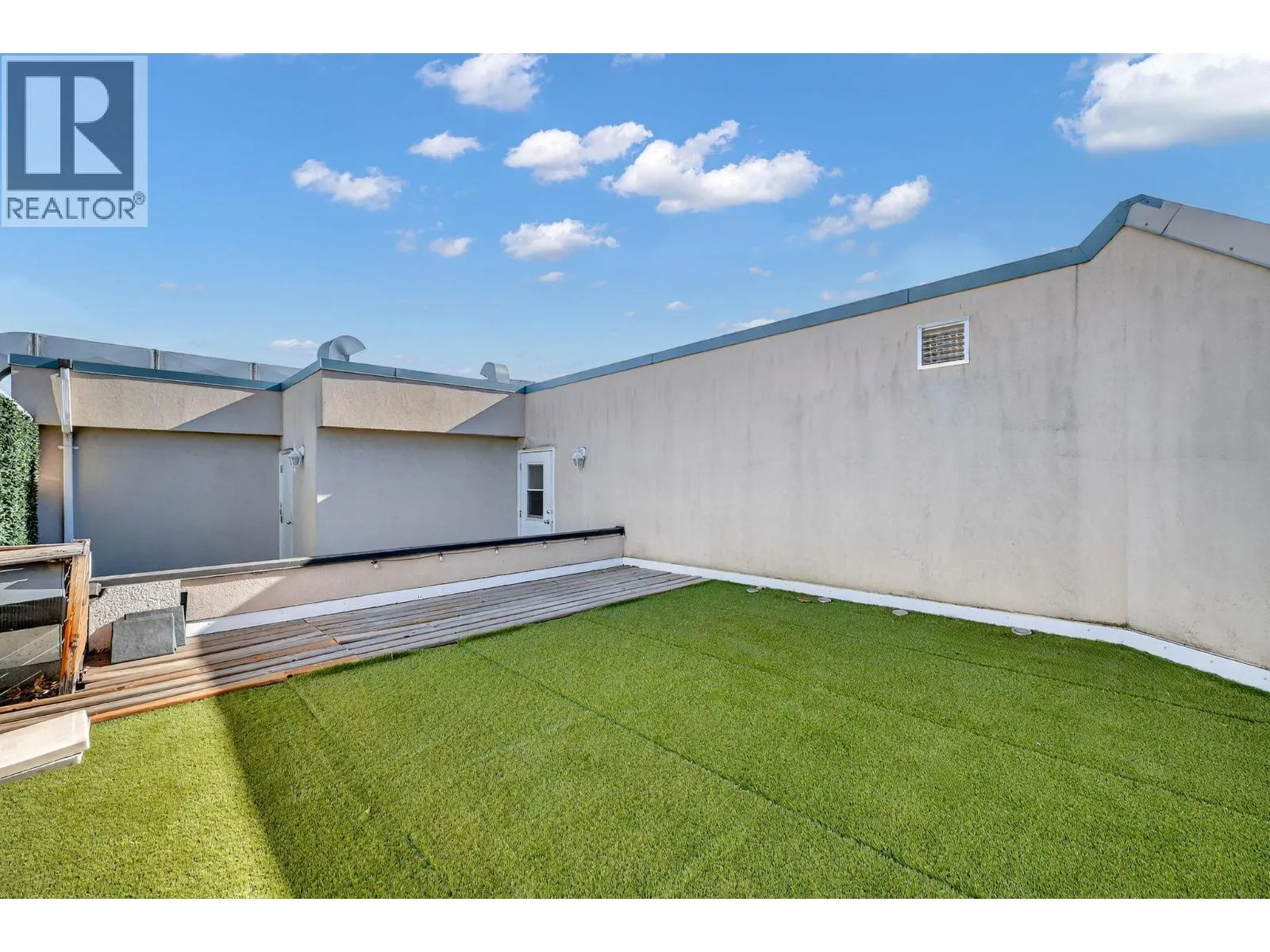 1965 Durnin Road Unit# 308