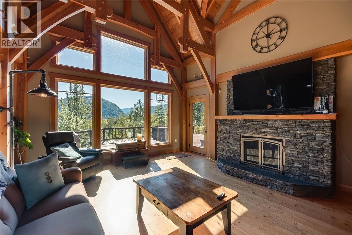 127 GRIZZLY Place