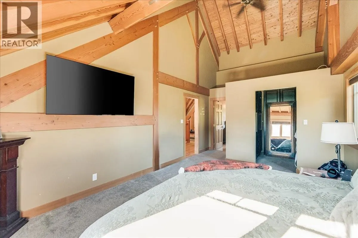 127 GRIZZLY Place