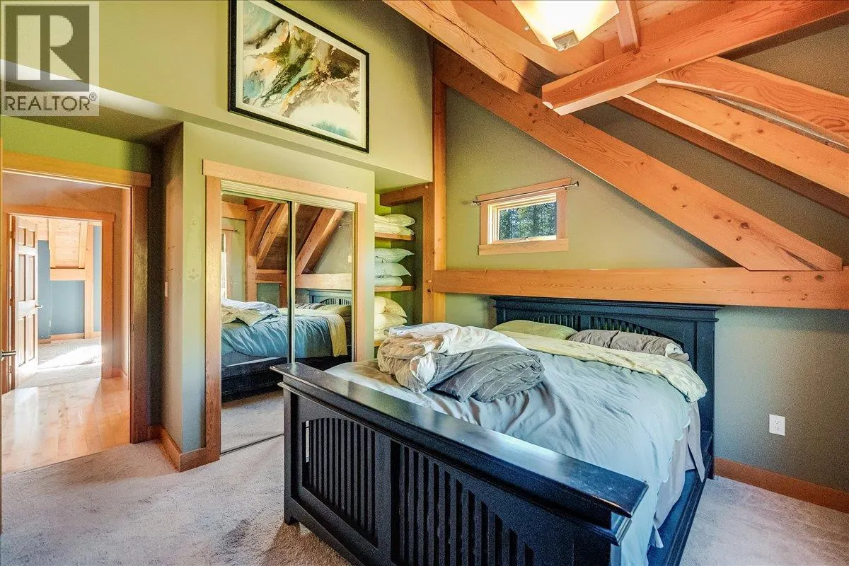 127 GRIZZLY Place