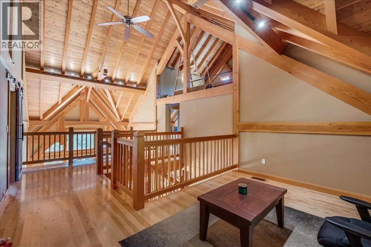 127 GRIZZLY Place
