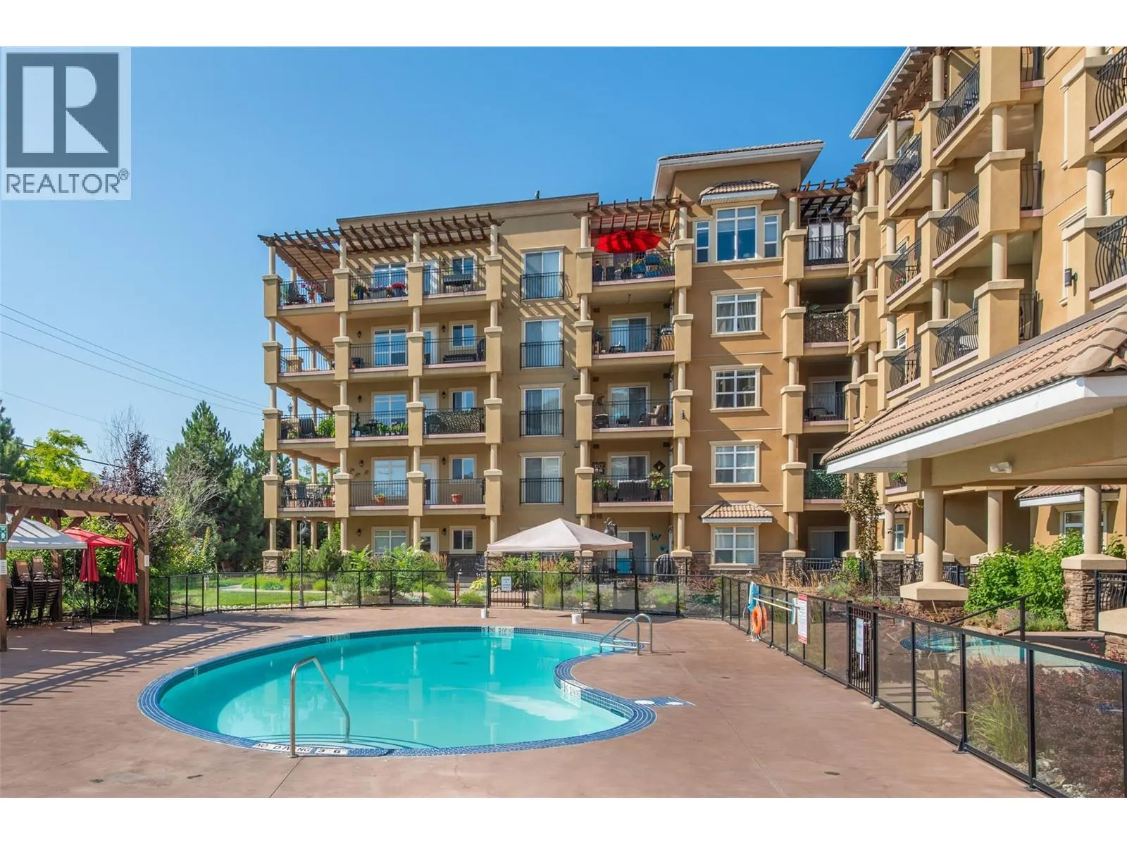 2070 Boucherie Road Unit# 517 Lot# 24-1-4