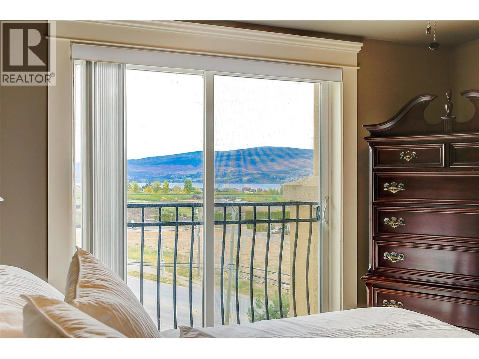 2070 Boucherie Road Unit# 517 Lot# 24-1-4