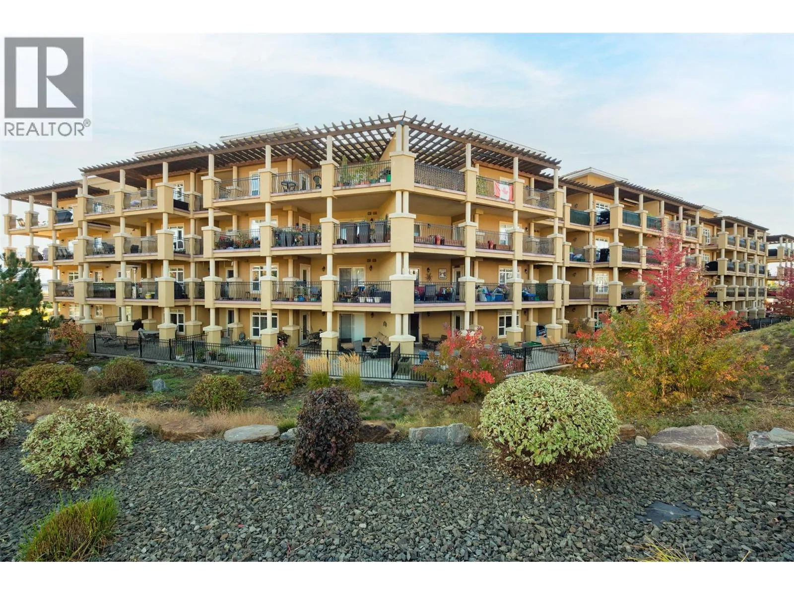 2070 Boucherie Road Unit# 517 Lot# 24-1-4