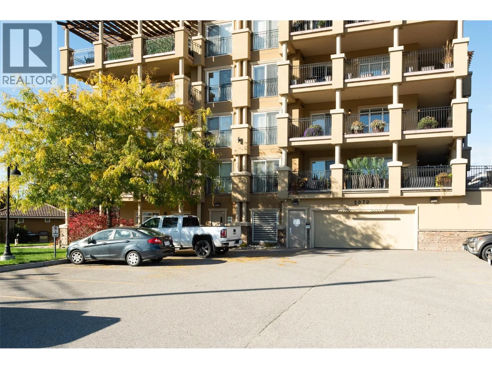 2070 Boucherie Road Unit# 517 Lot# 24-1-4