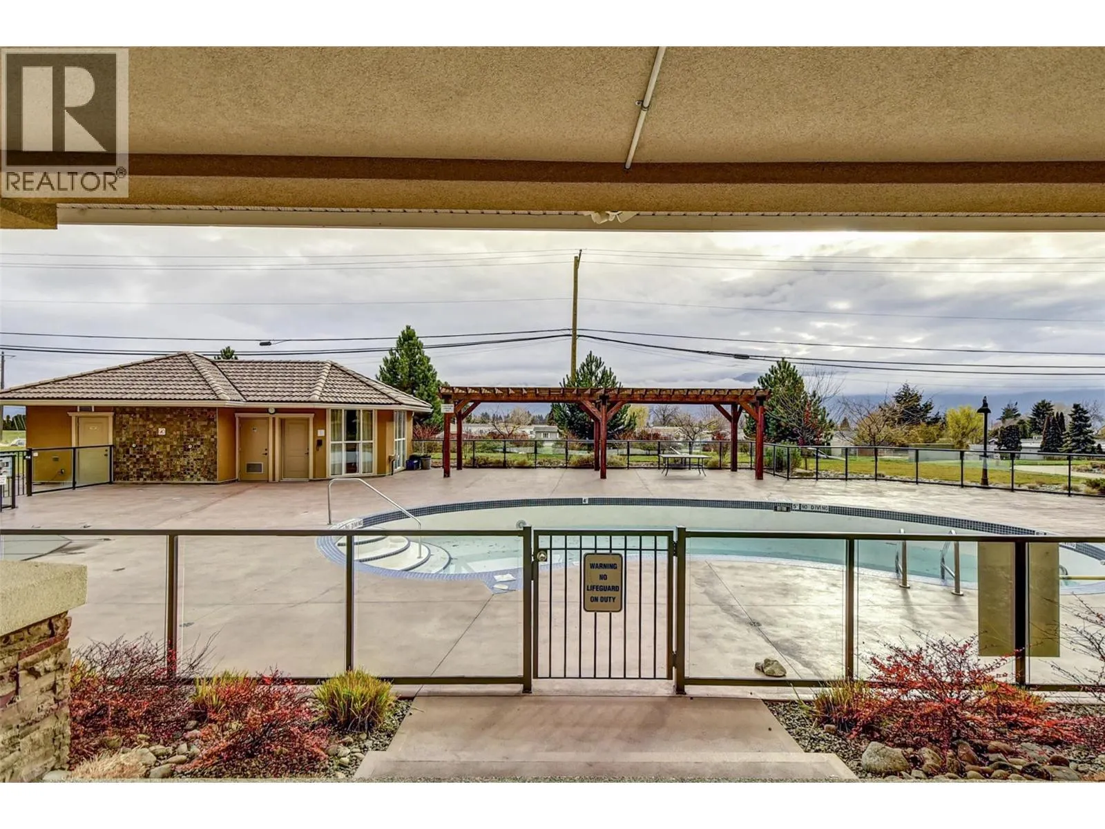 2070 Boucherie Road Unit# 517 Lot# 24-1-4