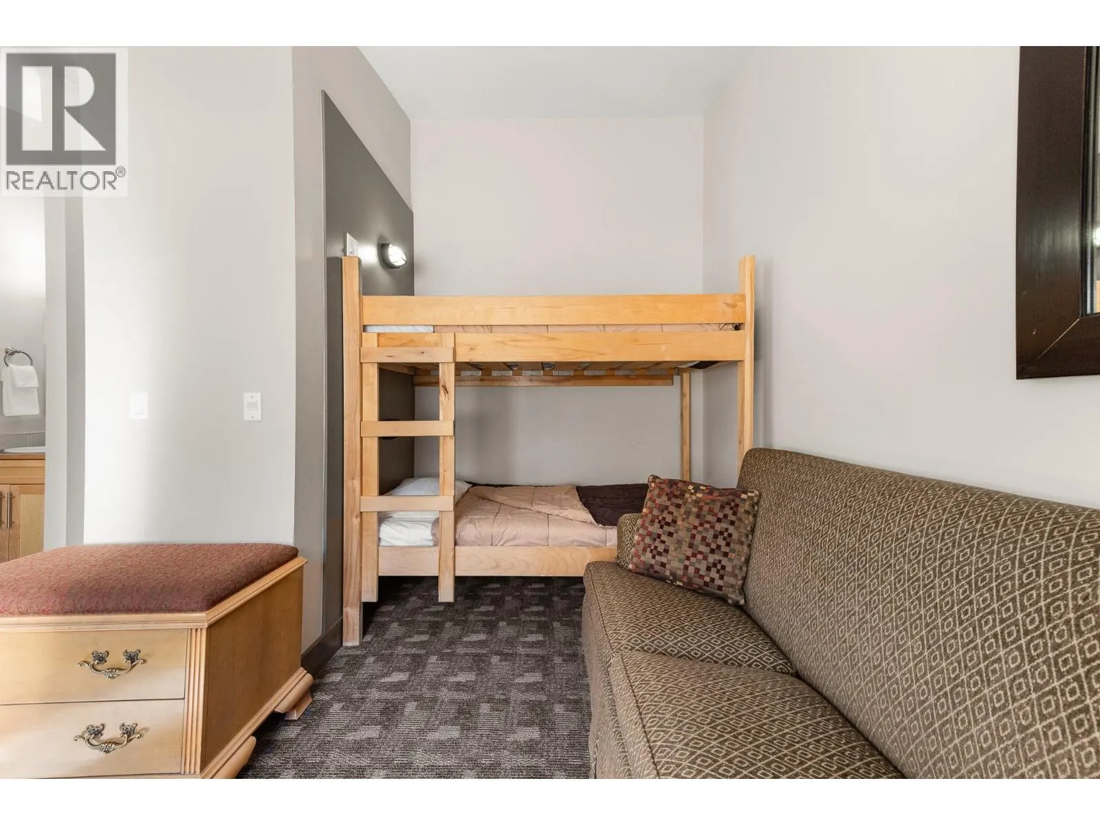 360 Strayhorse Road Unit# 13