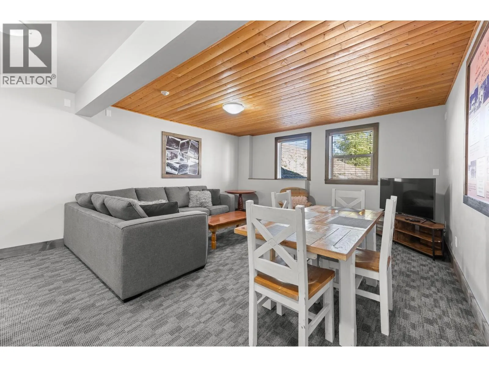 360 Strayhorse Road Unit# 13