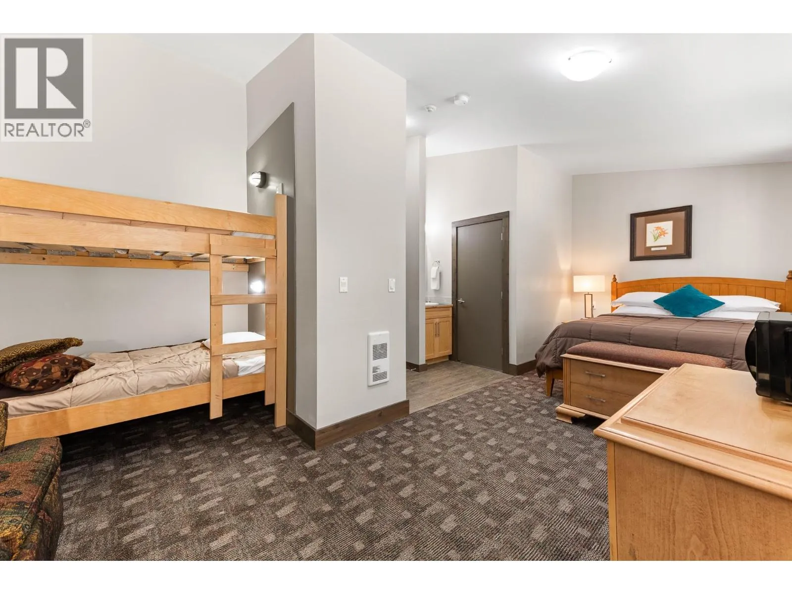 360 Strayhorse Road Unit# 13