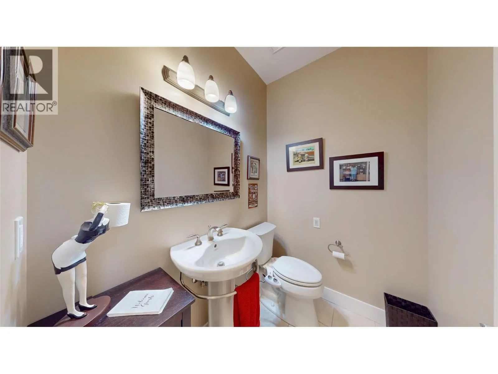 6833 MEADOWS Drive Unit# 7