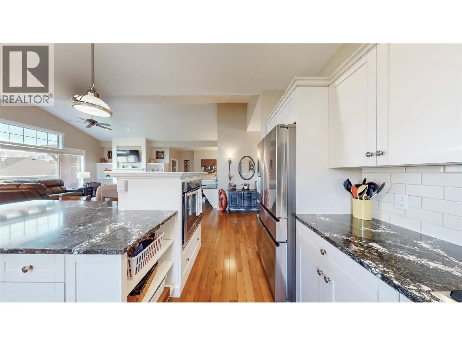 6833 MEADOWS Drive Unit# 7