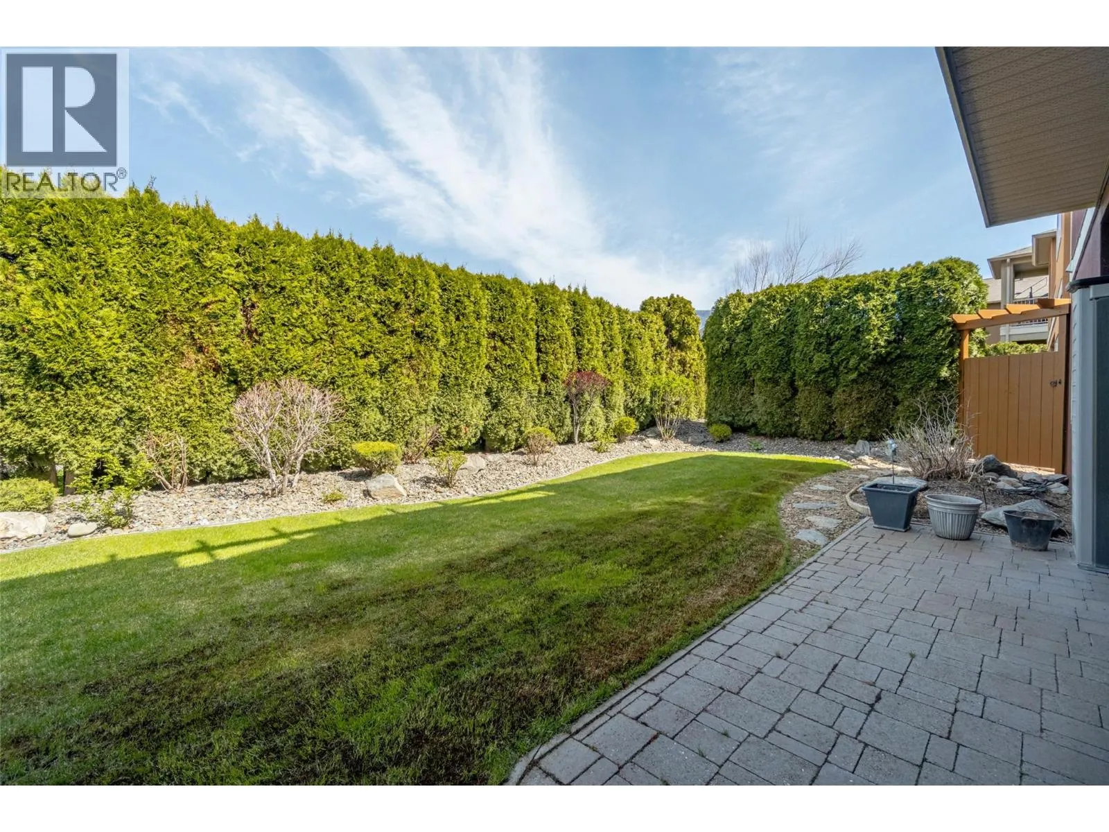 6833 MEADOWS Drive Unit# 7