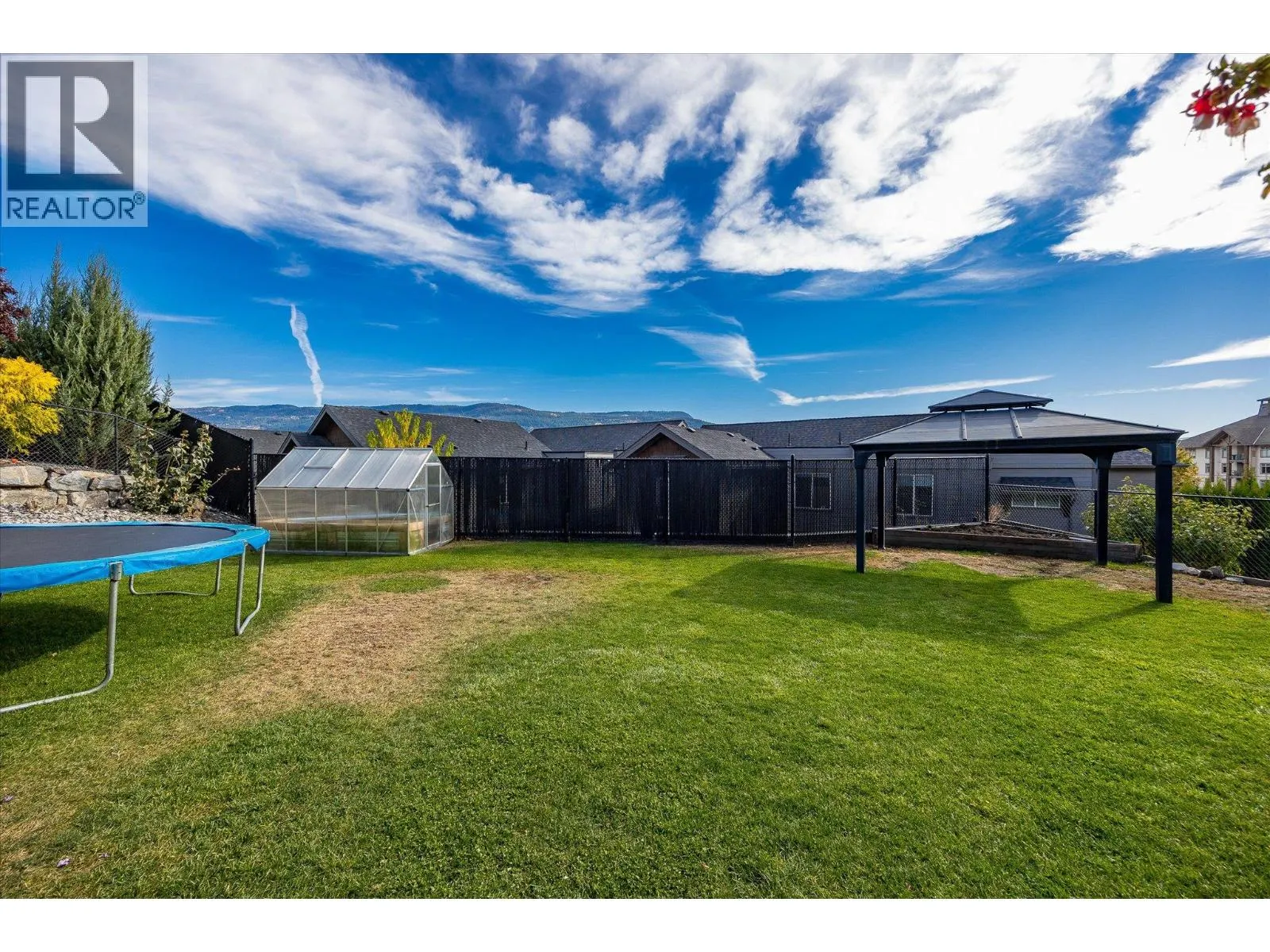12815 Shoreline Drive