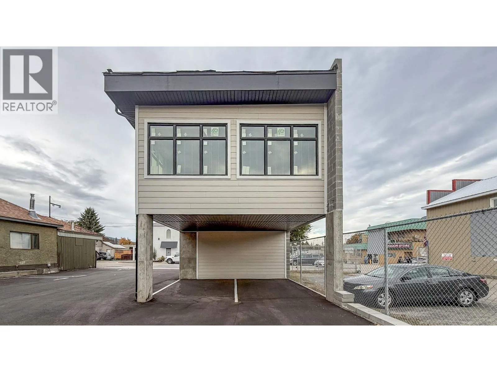 704 Cliff Avenue