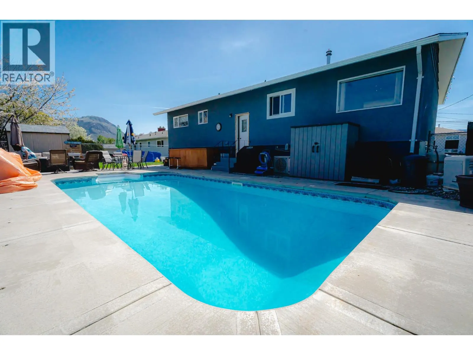 664 Seton Place
