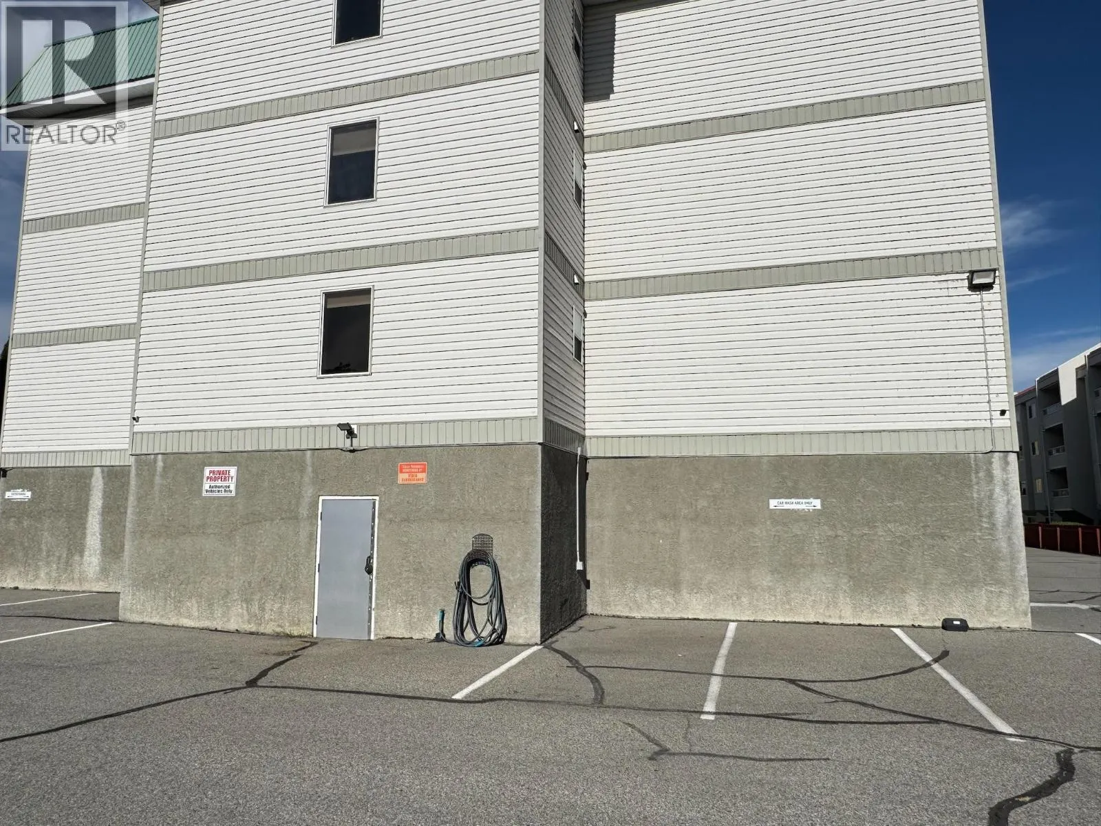 298 YORKTON Avenue Unit# 109